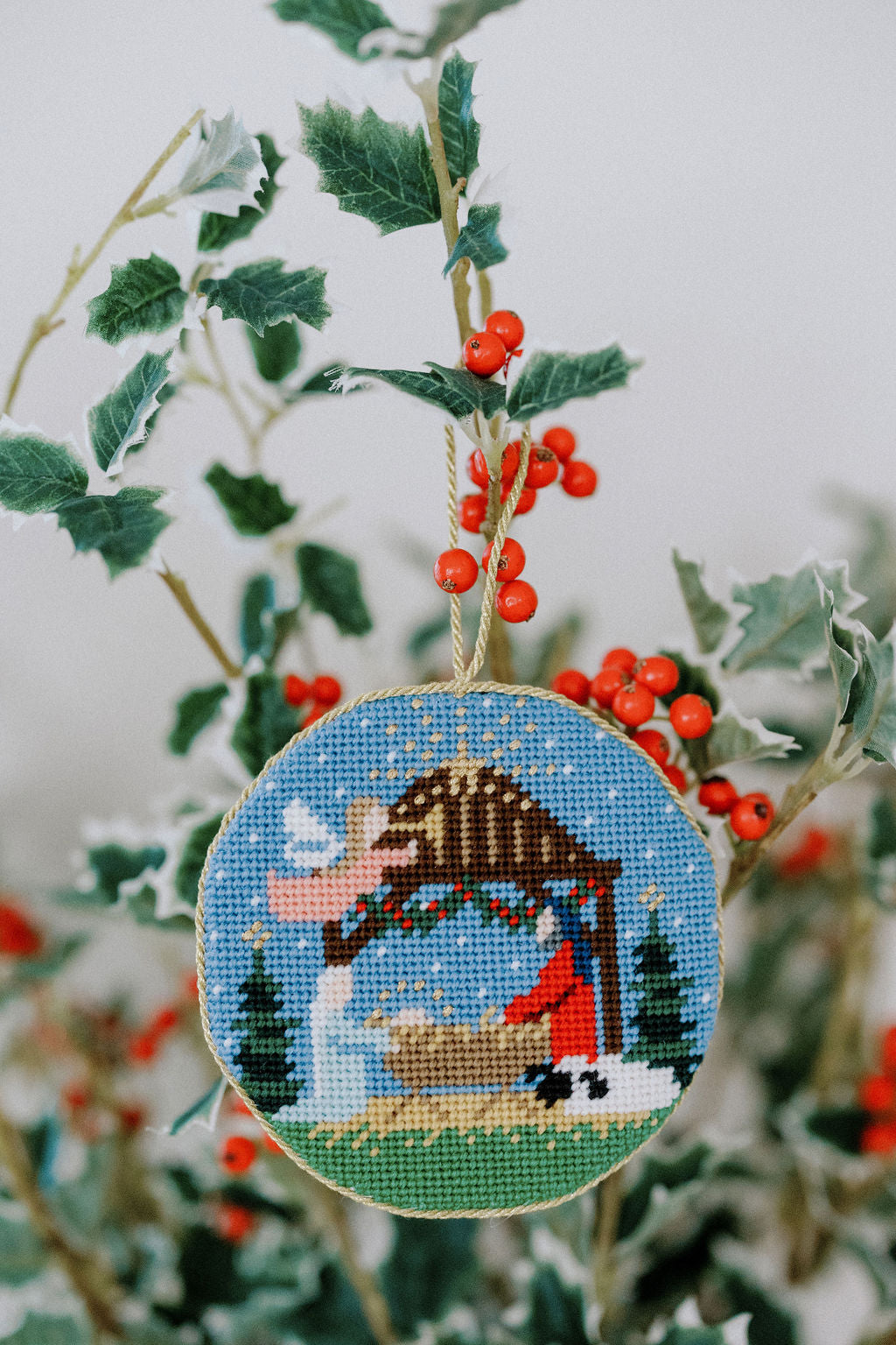 Nativity Round– Le Point Studio