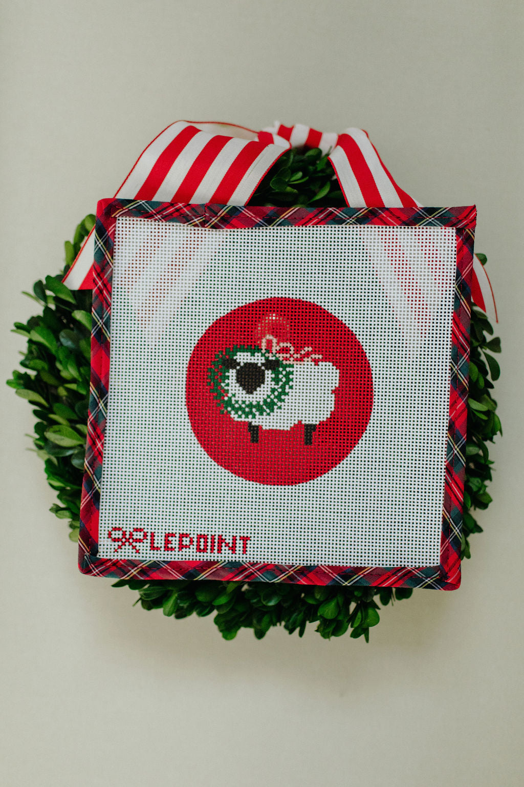 Holiday Lamb Round– Le Point Studio